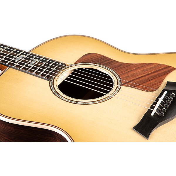 Taylor 818e Grand Orchestra Acoustic-Electric Guitar Natural