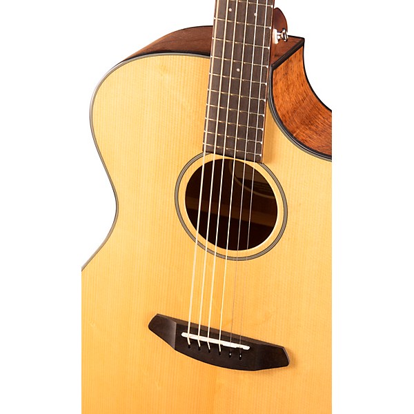 Breedlove Discovery Concerto Cutaway CE Sitka Spruce-Mahogany