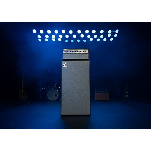 Ampeg Heritage SVT-810AV 800W 8x10 Bass Speaker Cabinet Black and Silver