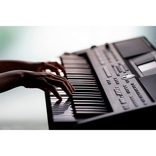 Open Box Yamaha PSR-SX600 61-Key Arranger Keyboard Level 2  194744679124