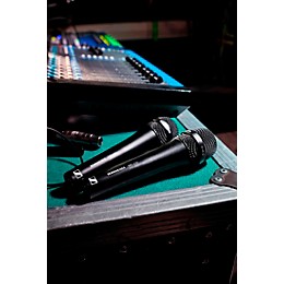 Open Box Sennheiser MD 435 Dynamic Vocal Microphone Level 1