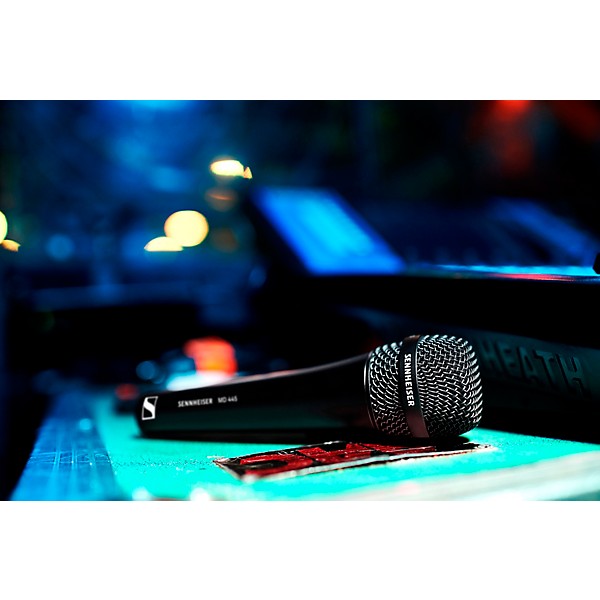 Open Box Sennheiser MD 445 Dynamic Vocal Microphone Level 1 Regular