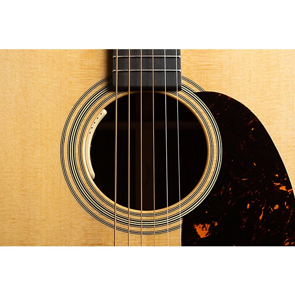 Martin HD-28E-Z Standard Dreadnought Acoustic-Electric Guitar Aged Toner