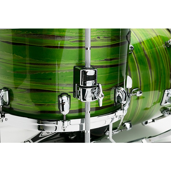 TAMA Starclassic Walnut/Birch 3-Piece Shell Pack with Chrome Hardware and 20 in. Bass Drum Lacquer Shamrock Oyster