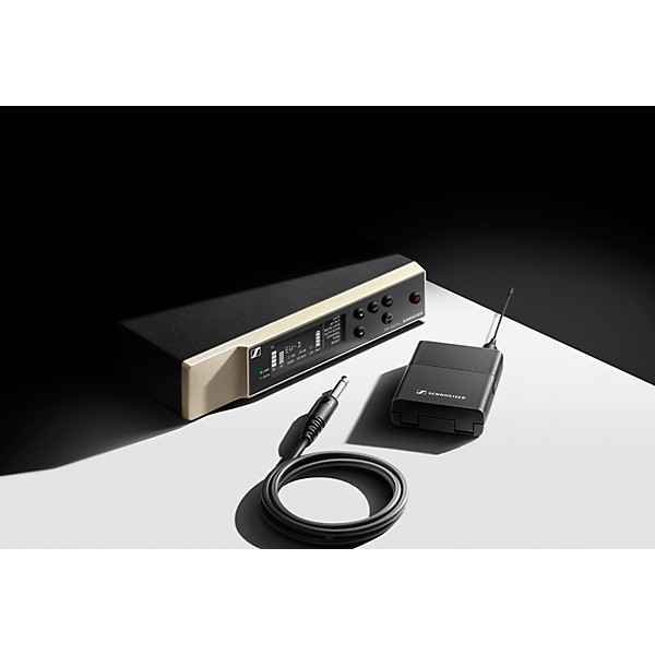 Open Box Sennheiser EW-D Evolution Wireless Digital System with CI1 Instrument Cable Level 1 R1-6