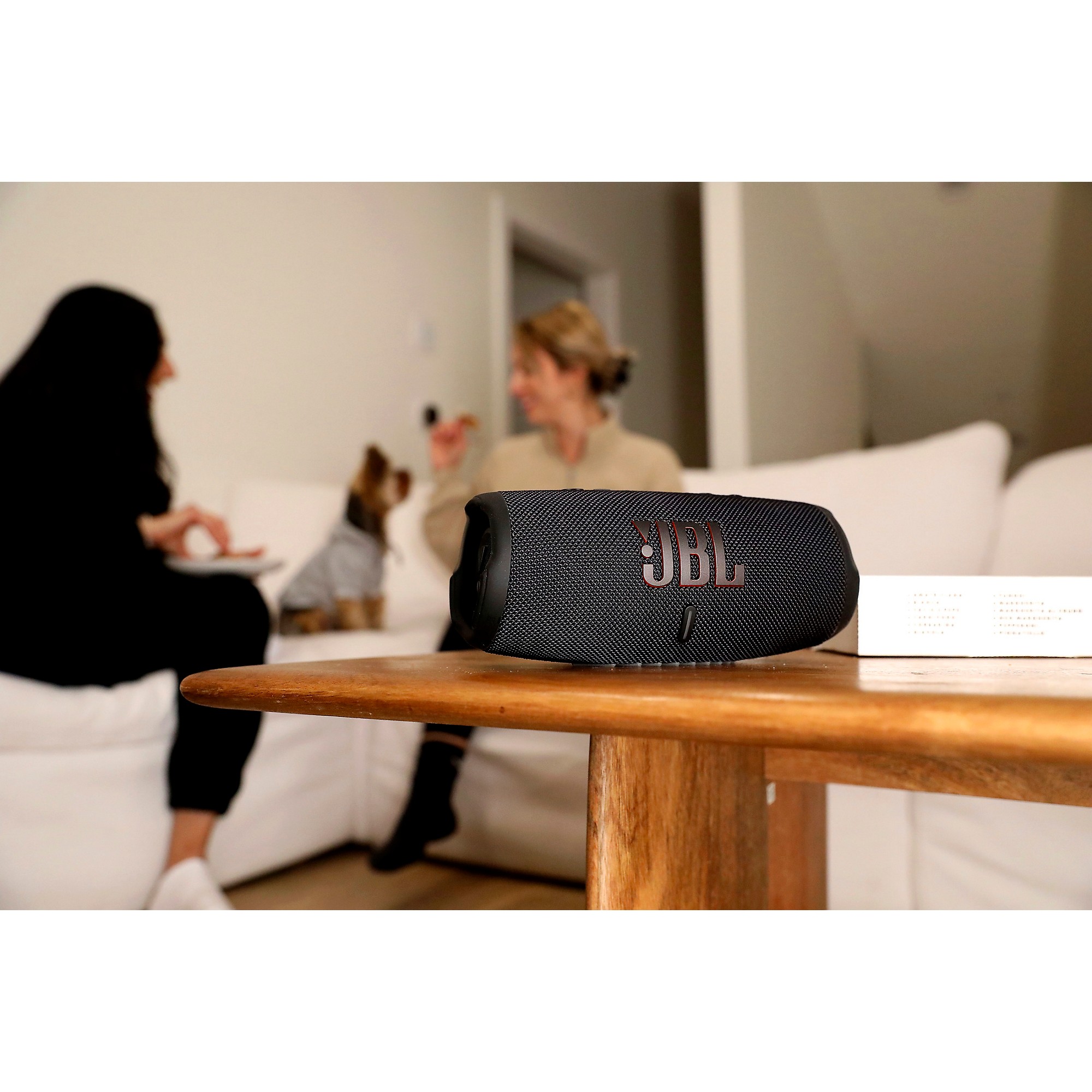 Parlante JBL Charge 5 Wi-Fi y Bluetooth - Negro JBLCHARGE5WIFIBAM - Tienda  VicorTech