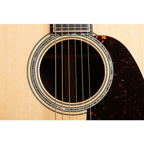 Martin D-42 Modern Deluxe Acoustic Guitar Natural