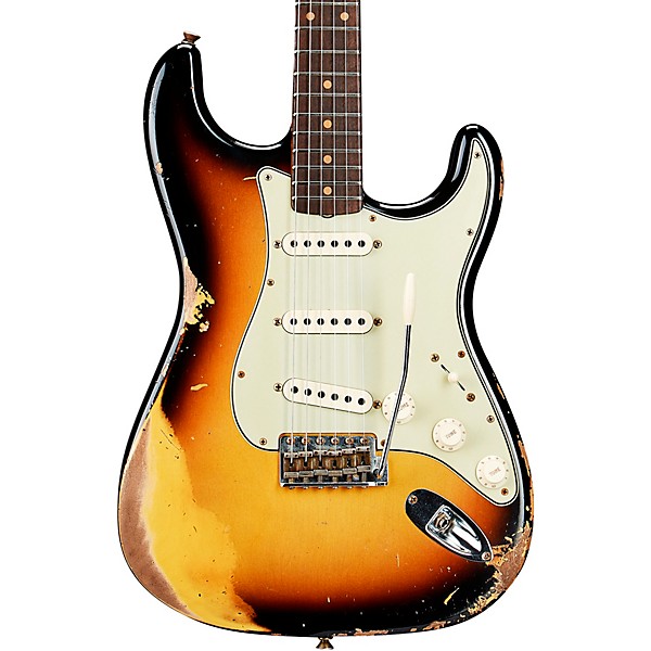 Fender strat on sale guitar center