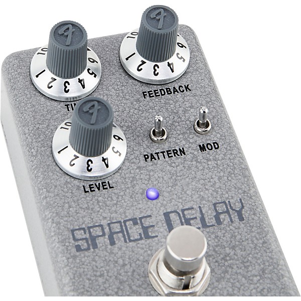 Fender Hammertone Space Delay Effects Pedal Gray and Gray