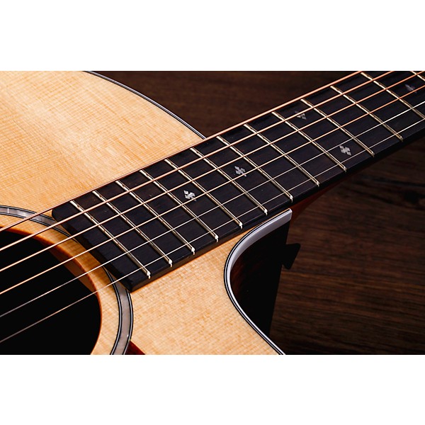 Taylor 214ce DLX Grand Auditorium Acoustic-Electric Guitar Natural