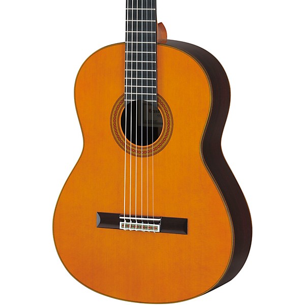 Open Box Yamaha GC32 Handcrafted Cedar Classical Guitar Level 2 Natural Cedar 197881096014