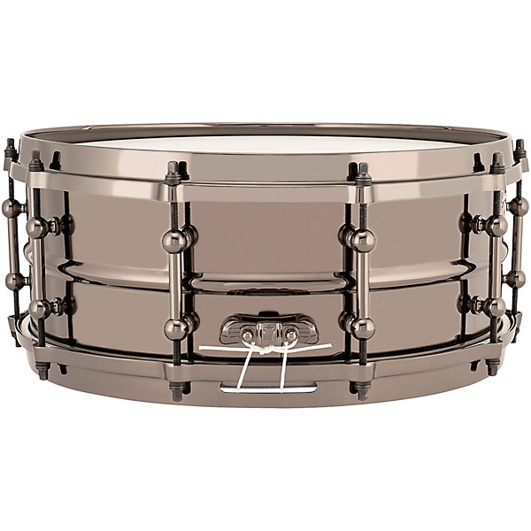 Ludwig Universal Series Black Brass Snare Drum with Black Nickel Die-Cast Hoops 14 x 5.5 in.