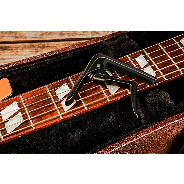 Dunlop Trigger Fly Capo Chrome - World of Music