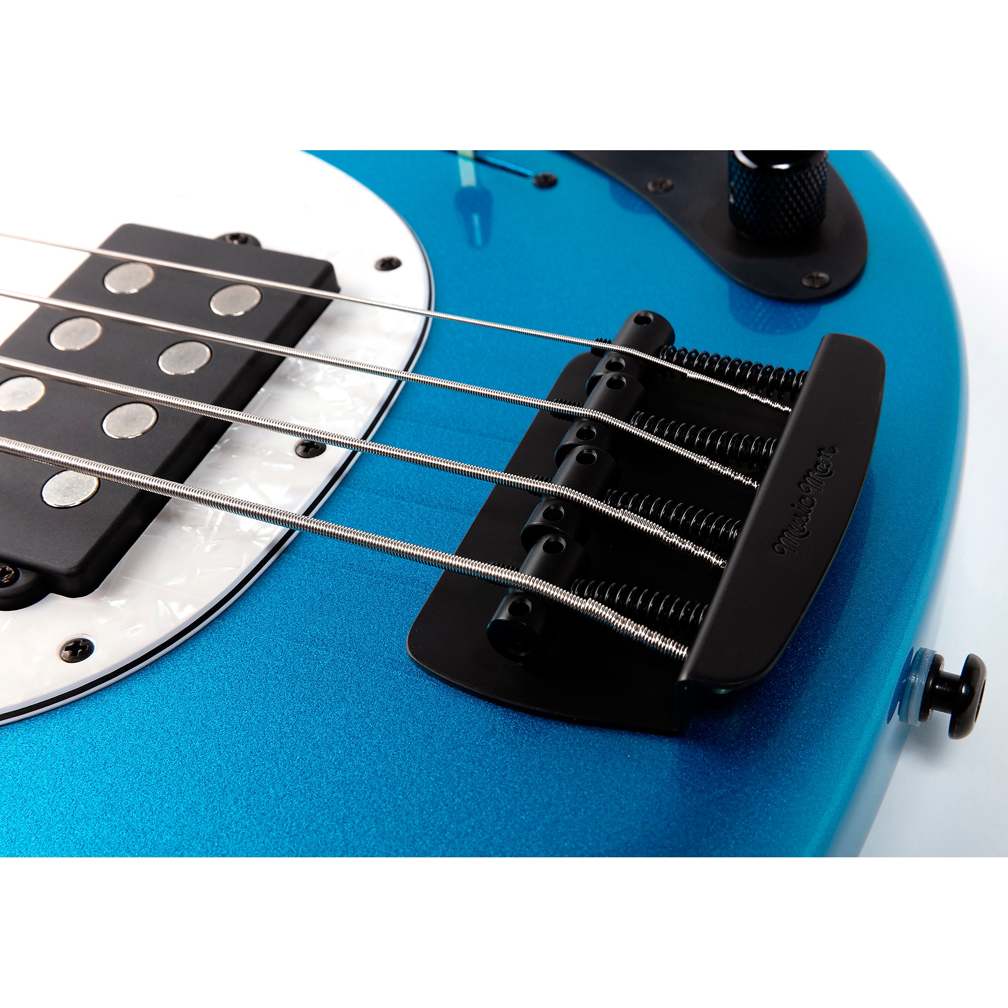 ベース eanie ball Music Man Stingray Special 34728490-EB90-4F6B-BDA5-
