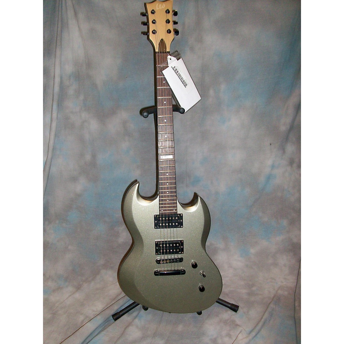 Used ESP LTD Viper 50 Solid Body Electric Guitar | Guitar Center