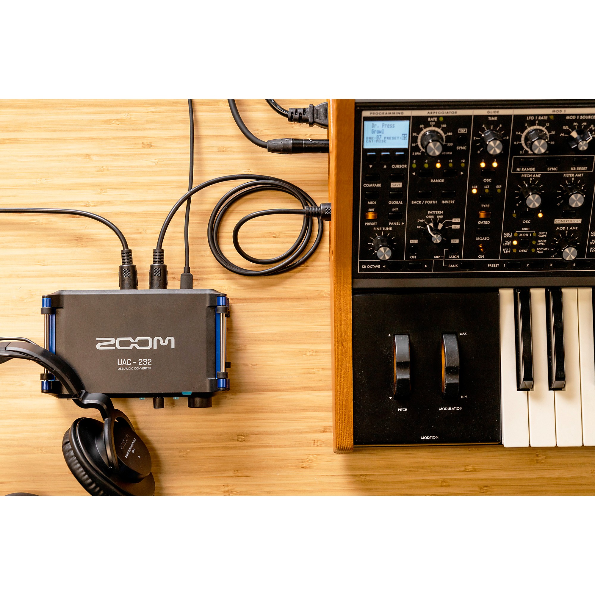 UAC-232 Audio Interface | Buy Now | ZOOM