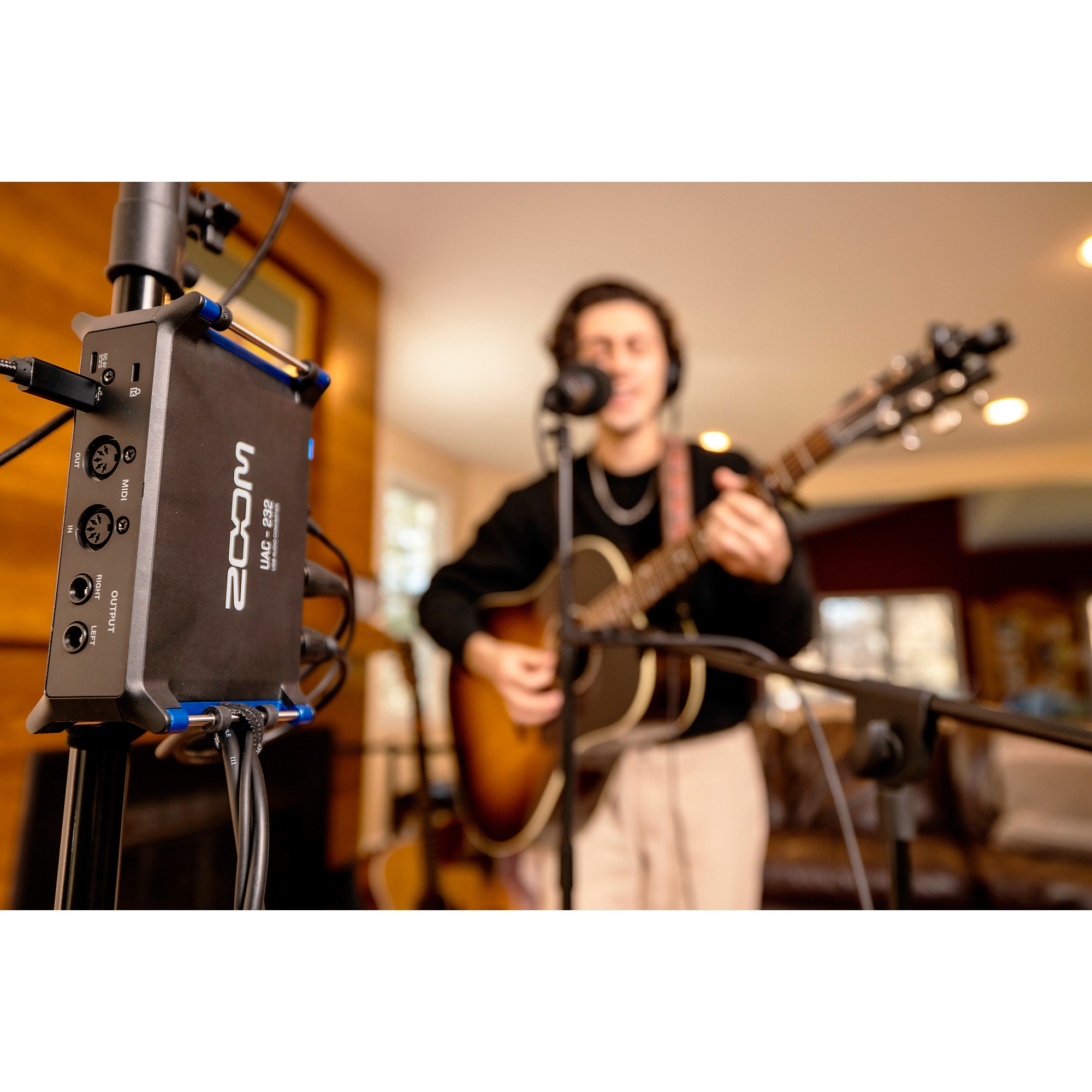 Zoom UAC-232 USB 3.0 Audio Interface | Guitar Center