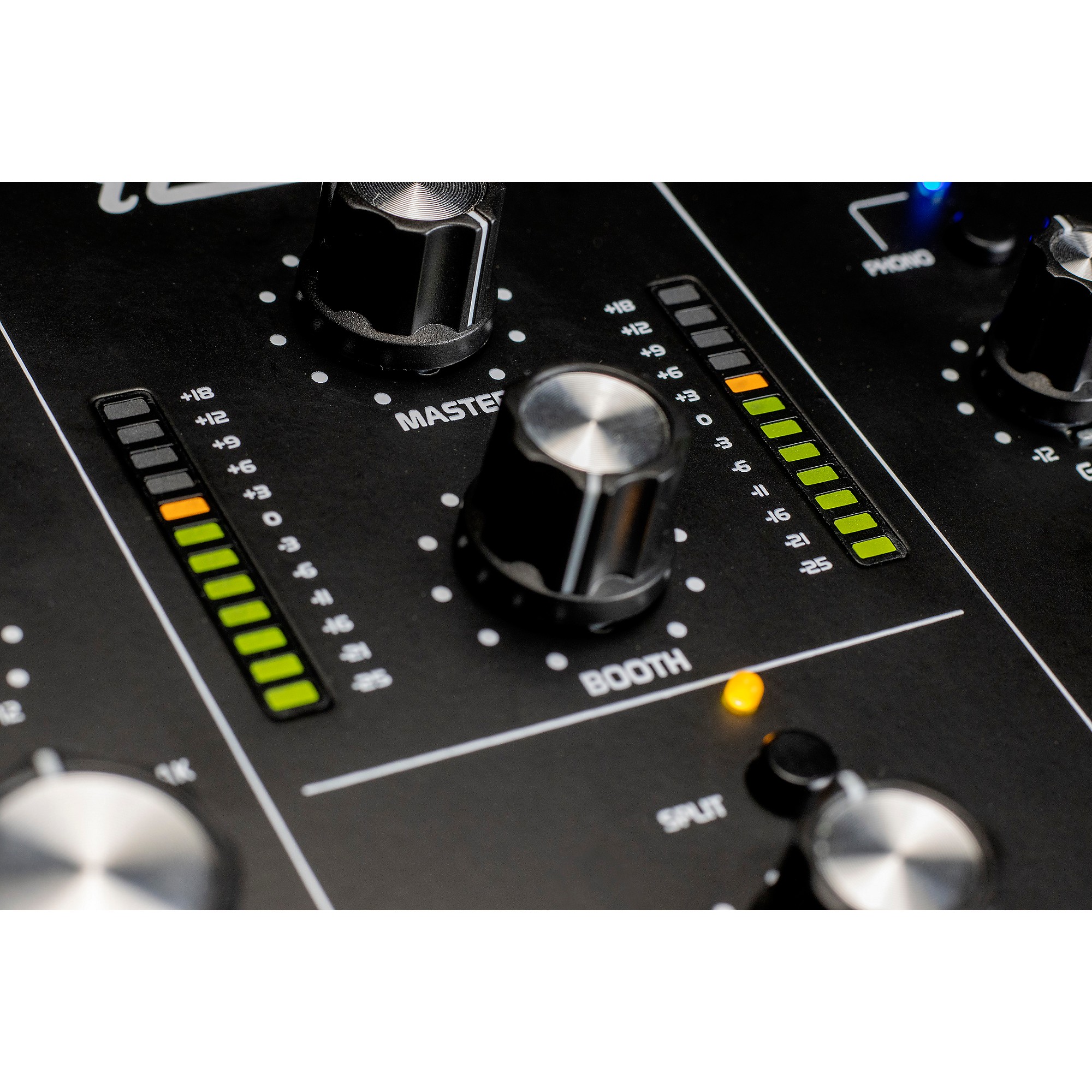 Headliner R2 2-Channel Rotary DJ Mixer With Analog Filter Headliner R2 2-Channel Rotary DJ Mixer With Analog Filter