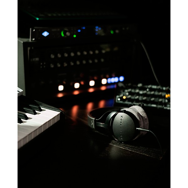 beyerdynamic DT 700 PRO X Closed-Back Studio Headphones