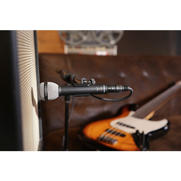 beyerdynamic M88 Dynamic Moving-Coil Microphone (Hypercardioid)