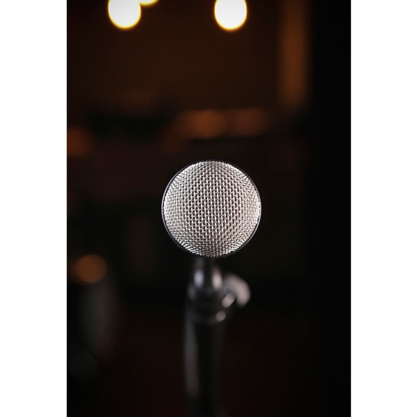 beyerdynamic M88 Dynamic Moving-Coil Microphone (Hypercardioid)