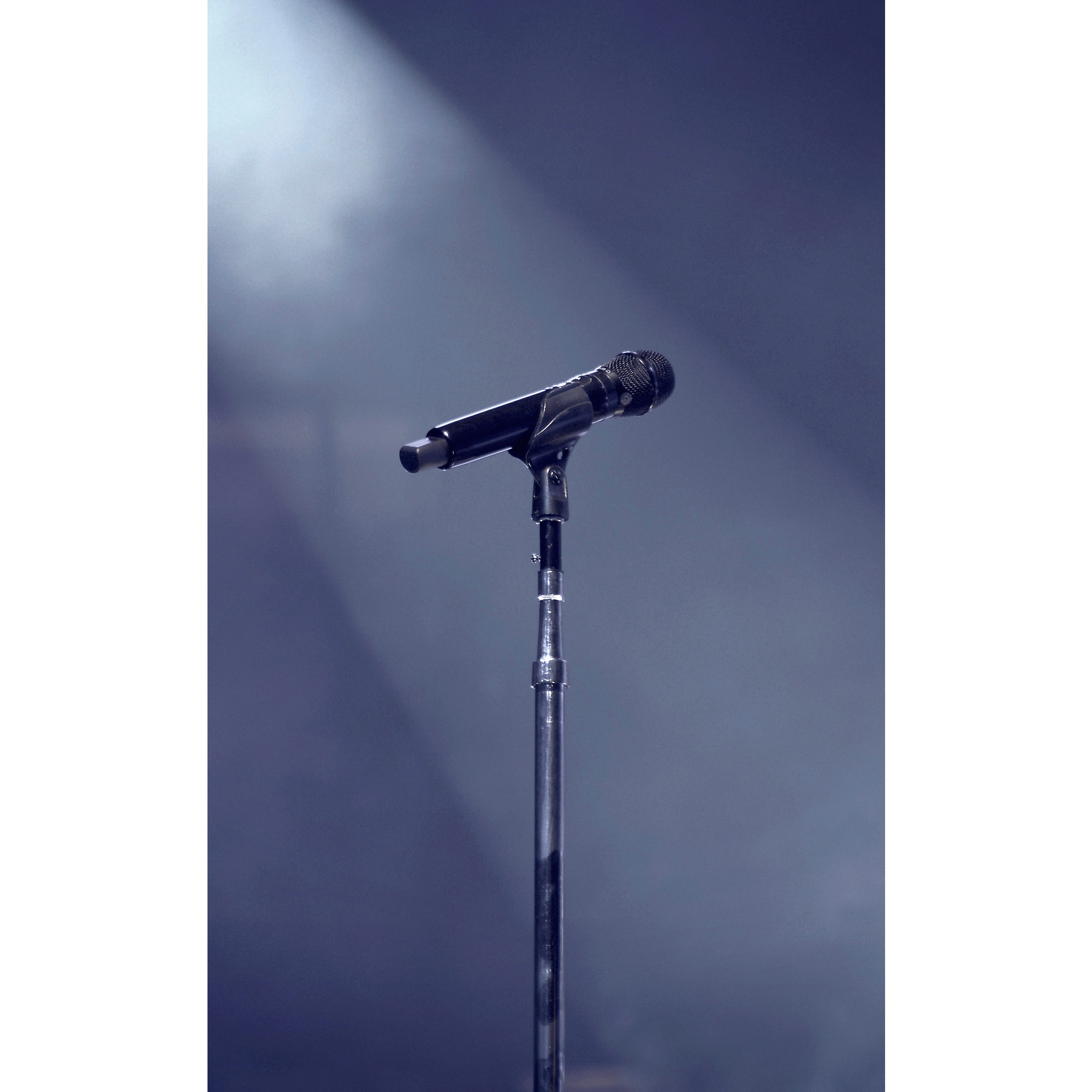Shure ADX2FD/K11B Axient Digital ShowLink Frequency