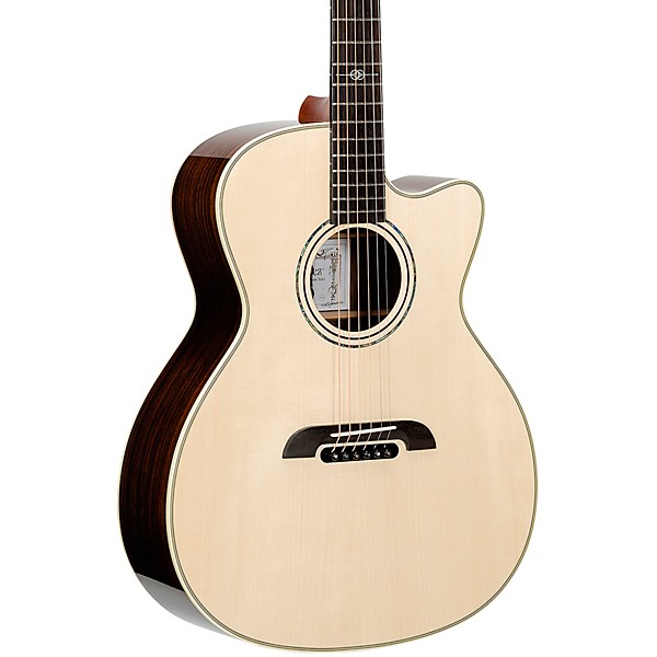 Alvarez Yairi GYM72ce Cutaway Grand Auditorium Acoustic-Electric Guitar Natural