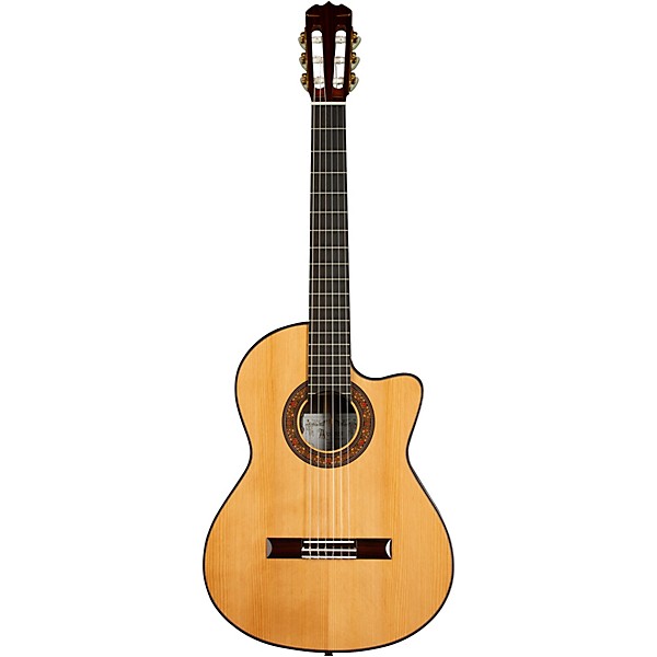 Alvarez Yairi CYM75ce Cutaway Nylon-String Classical Acoustic-Electric Guitar Natural