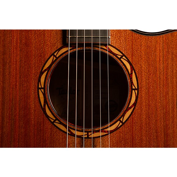 Taylor Custom Sinker Rosewood-Honduran Rosewood Grand Auditorium Acoustic-Electric Guitar Shaded Edge Burst