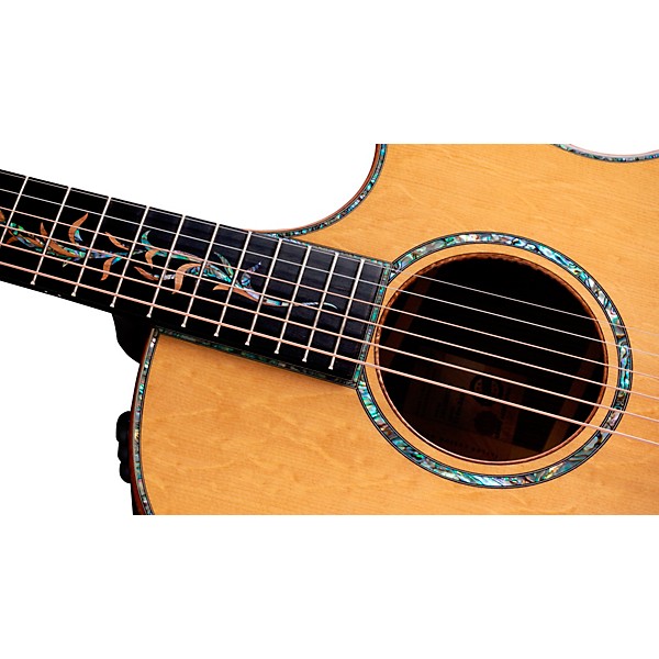 Taylor Custom Bearclaw Sitka Spruce-Bocote Grand Auditorium Acoustic-Electric Guitar Shaded Edge Burst