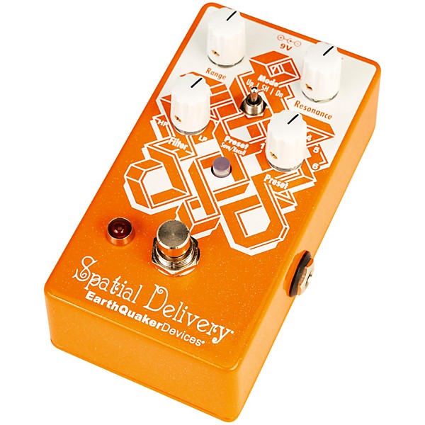 EarthQuaker Devices Spatial Delivery V3 Envelope Filter with Sample & Hold Effects Pedal Orange and White