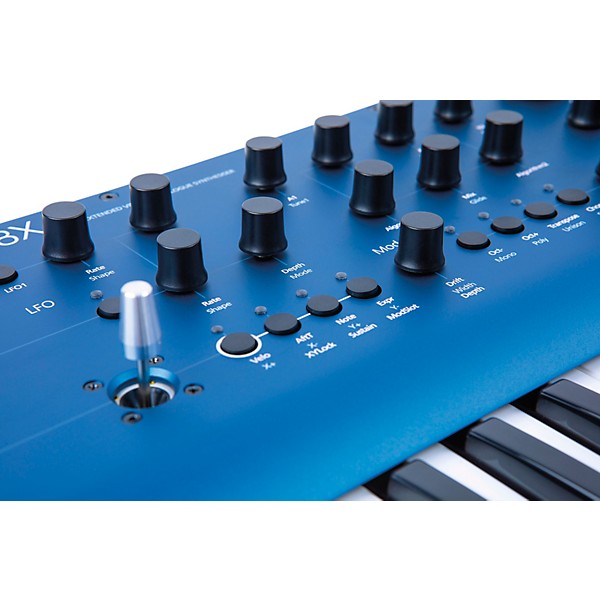 Modal Electronics Limited Cobalt8X 61-Key 8-Voice Extended Virtual Analog Synthesizer Essentials Bundle