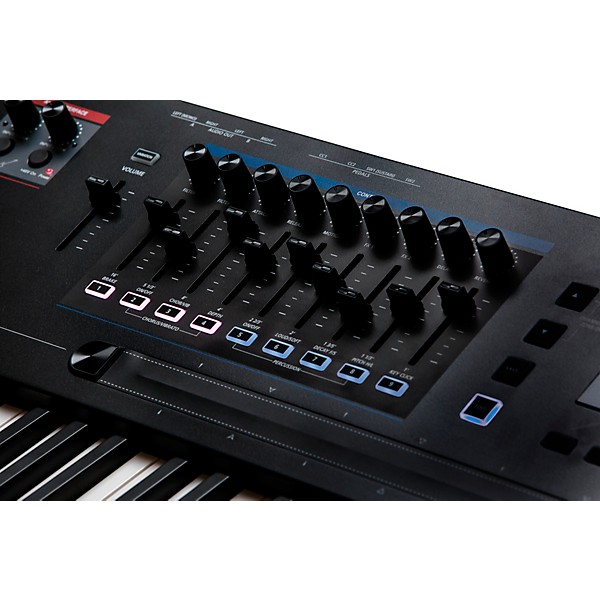 Kurzweil K2700 88-Key Workstation Essentials Bundle