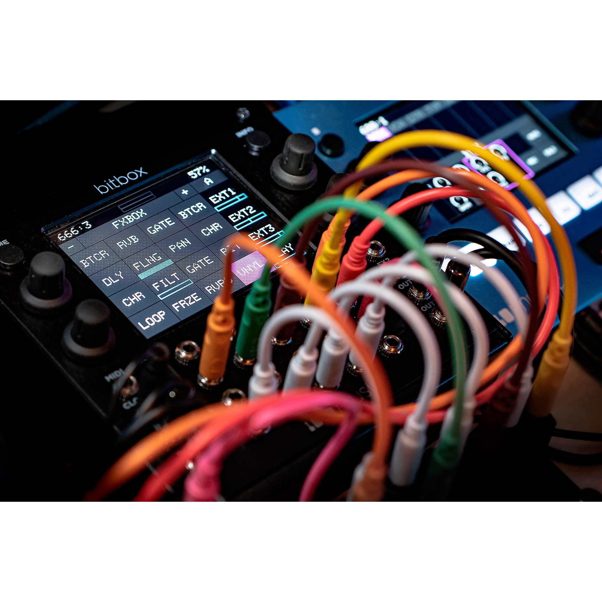 1010music Bitbox mk2 Eurorack Performance Sampler with 1010music Bitbox mk2 Eurorack Performance Sampler with