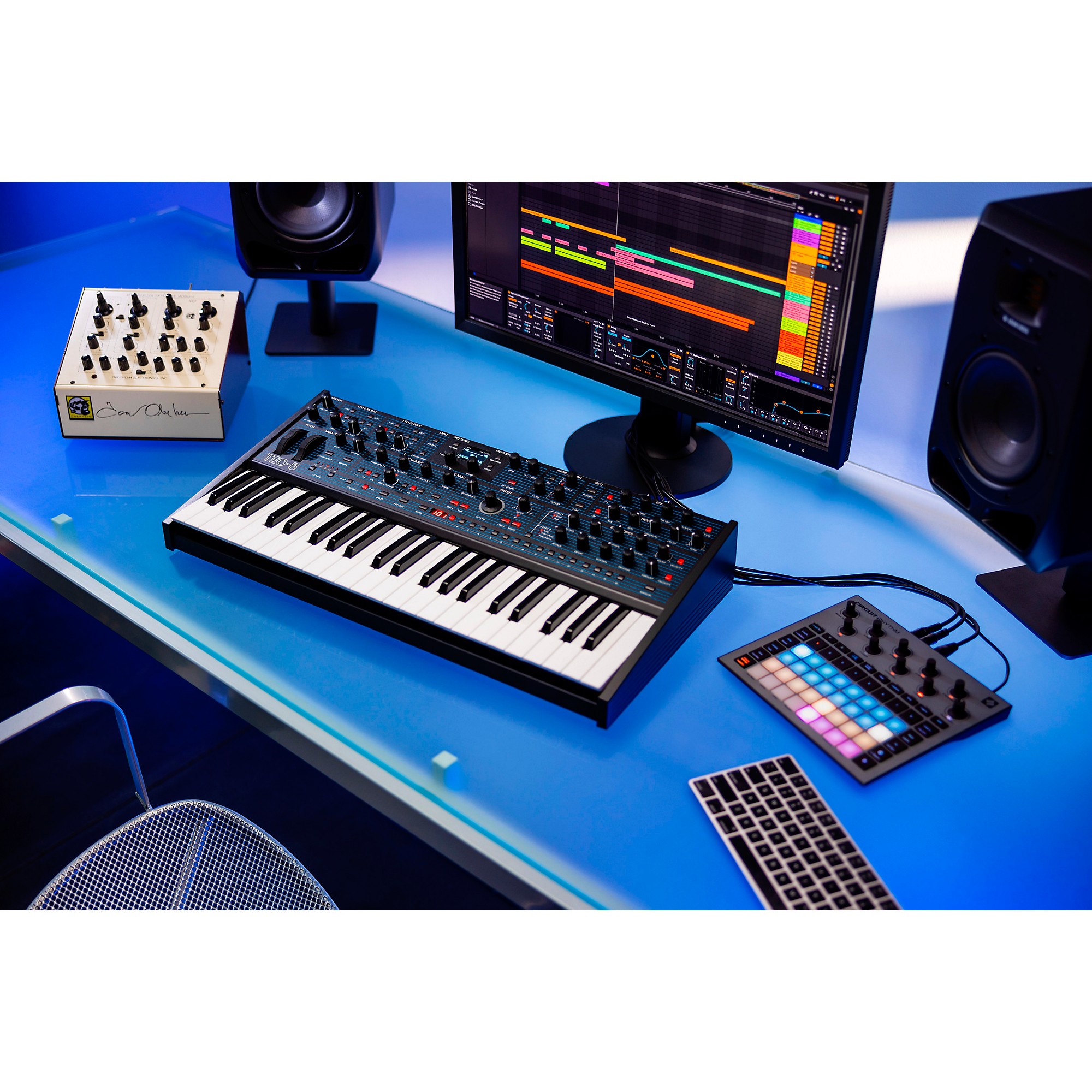Oberheim TEO-5 Compact 5-Voice Poly Synthesizer | Guitar Center