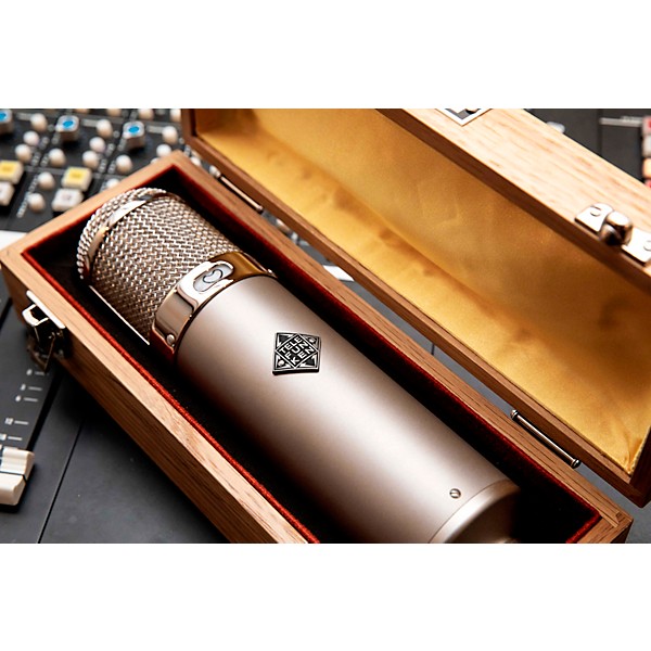 TELEFUNKEN U47