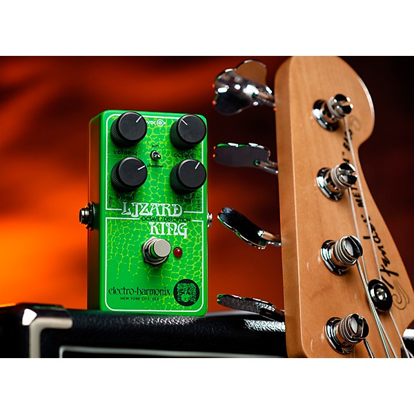 Electro-Harmonix Lizard King Octave Fuzz Effects Pedal Green