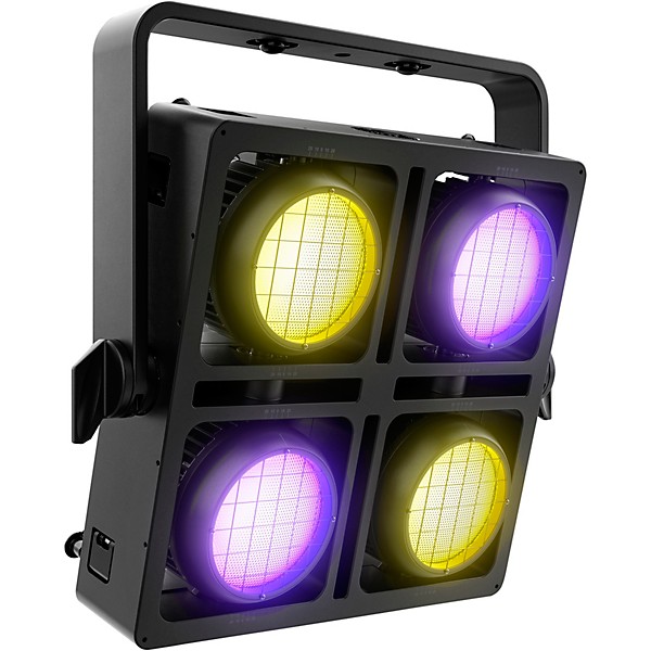 CHAUVET Professional Strike Array 4C RGBA-WW Full Color Blinder