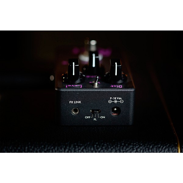 Suhr Riot Black Edition Distortion Effects Pedal