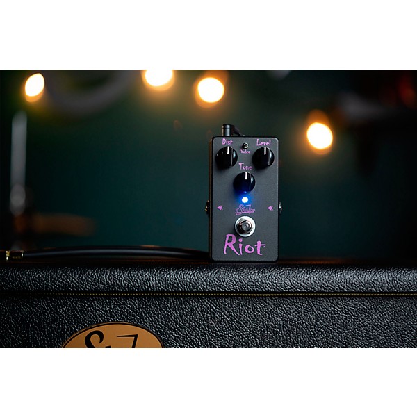 Suhr Riot Black Edition Distortion Effects Pedal