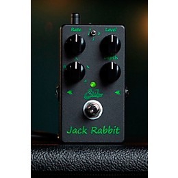 Suhr Jack Rabbit Black Edition Tremolo Modulation Effects Pedal