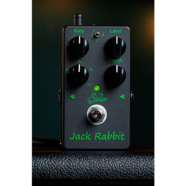 Suhr Jack Rabbit Black Edition Tremolo Modulation Effects Pedal