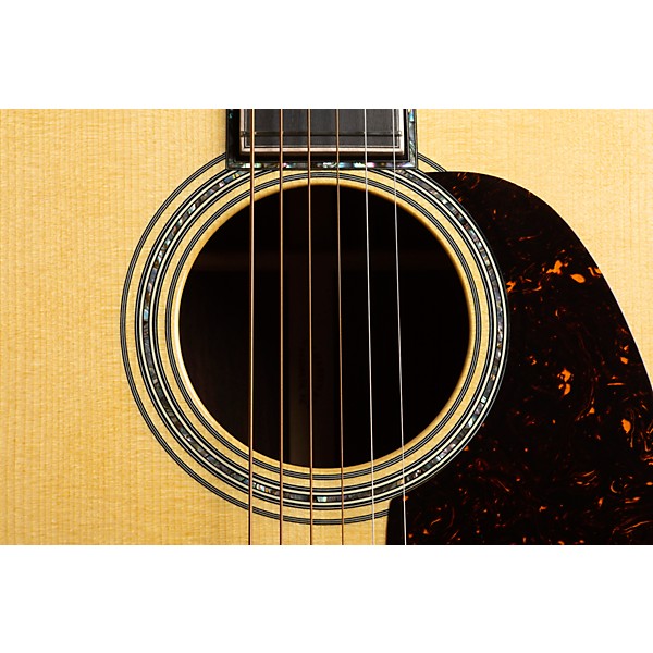 Martin Custom Shop Dreadnought Style 45 Sitka Spruce-Wild Grain East Indian Rosewood Acoustic Guitar Natural