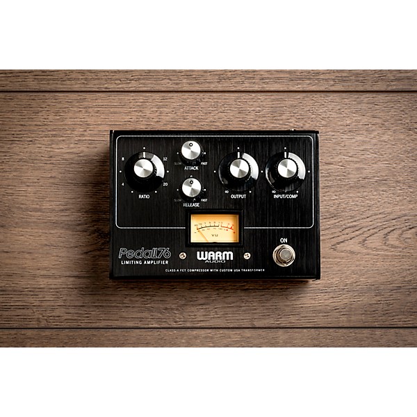 Warm Audio Pedal76 All-Analog Transformer-Balanced FET Compressor Effects Pedal Brushed Carbon