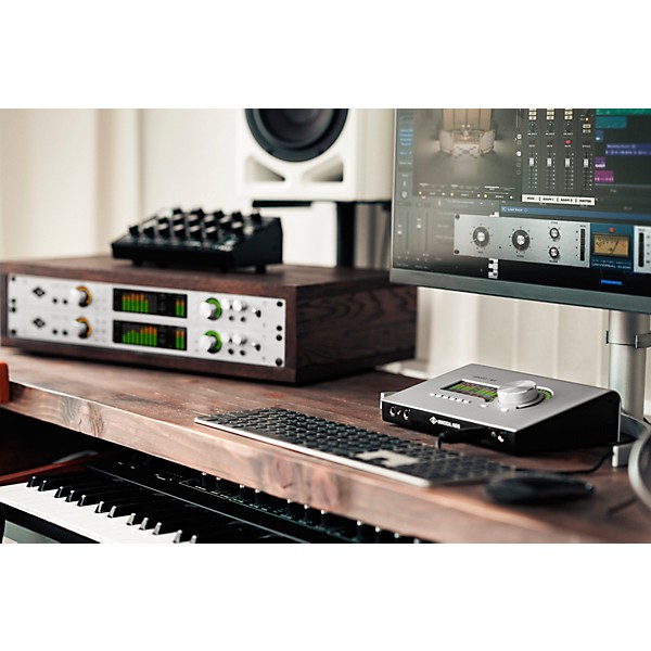 Universal Audio Apollo x4 Gen 2 12x18 Thunderbolt 3 Audio Interface Essentials