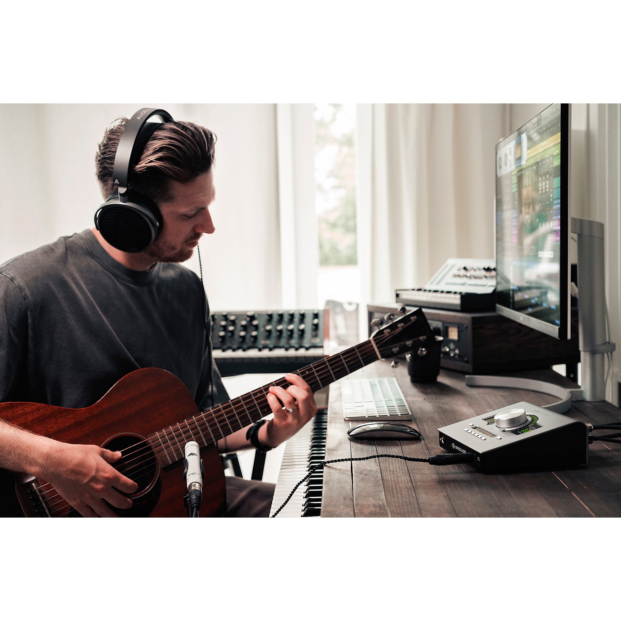 Universal Audio Apollo Twin X DUO Gen 2 10x6 Thunderbolt 3