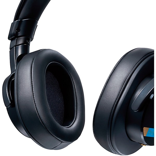 Sony MDR-M1 Closed Monitor Headphones