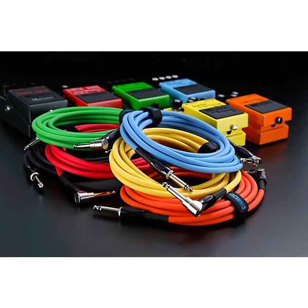 BOSS BIC-10 Straight to Angled Instrument Cable 10 ft. Yellow