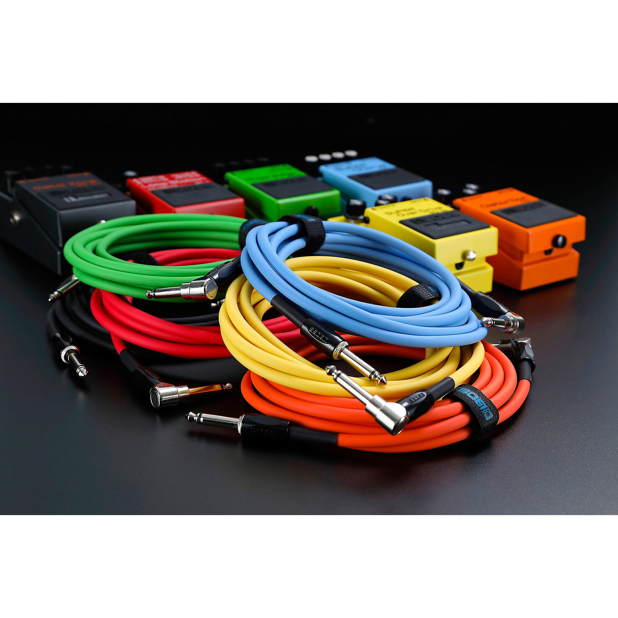 BOSS BIC-10 Straight to Angled Instrument Cable 10 ft BOSS BIC-10 Straight to Angled Instrument Cable 10 ft