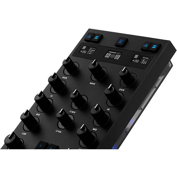 Native Instruments Traktor Z1 MK2 Ultra-Compact DJ Mixer